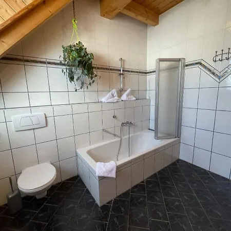 Ferienwohnungen Am Kirchberg Neualbenreuth Exterior foto